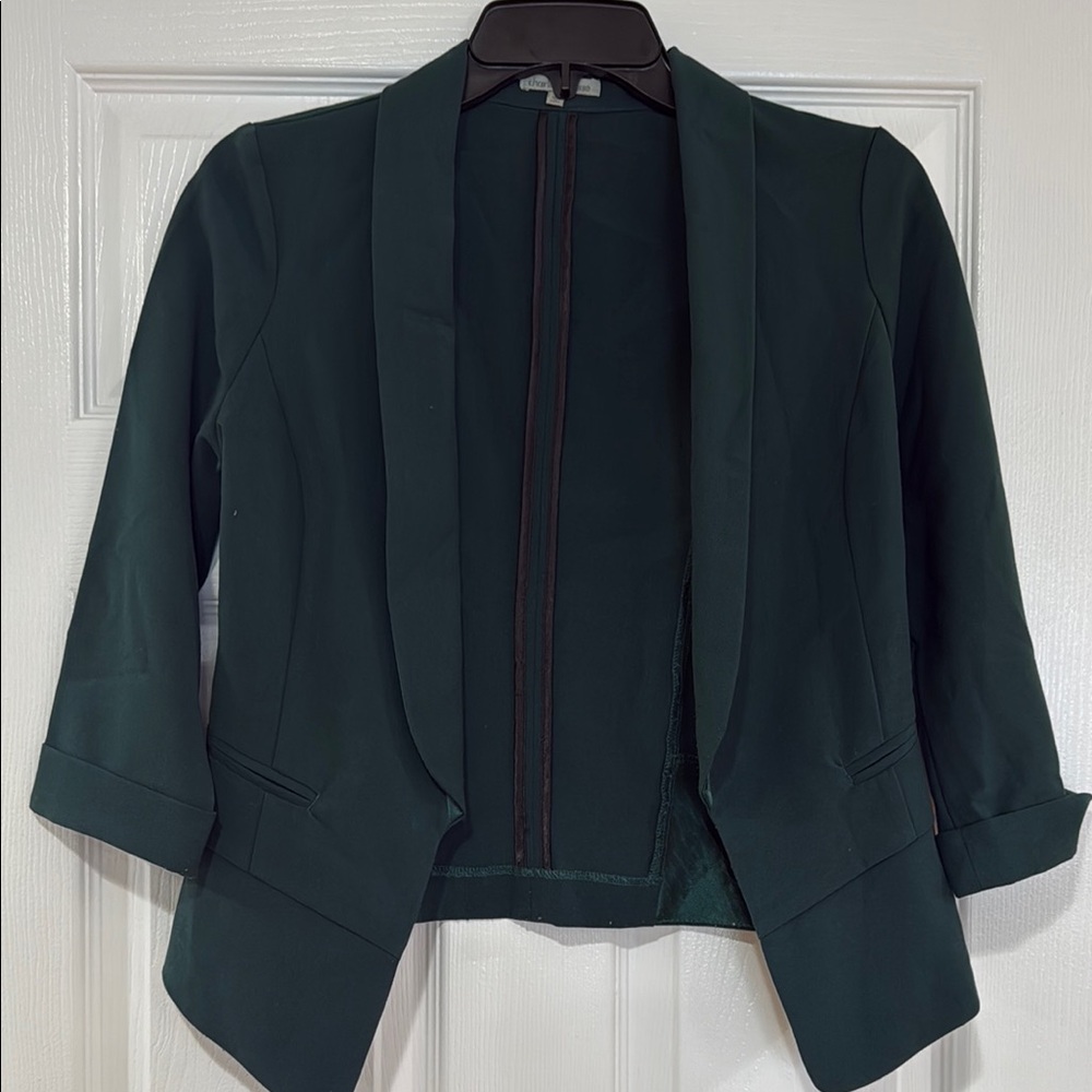 Elegant Green Women's Blazer